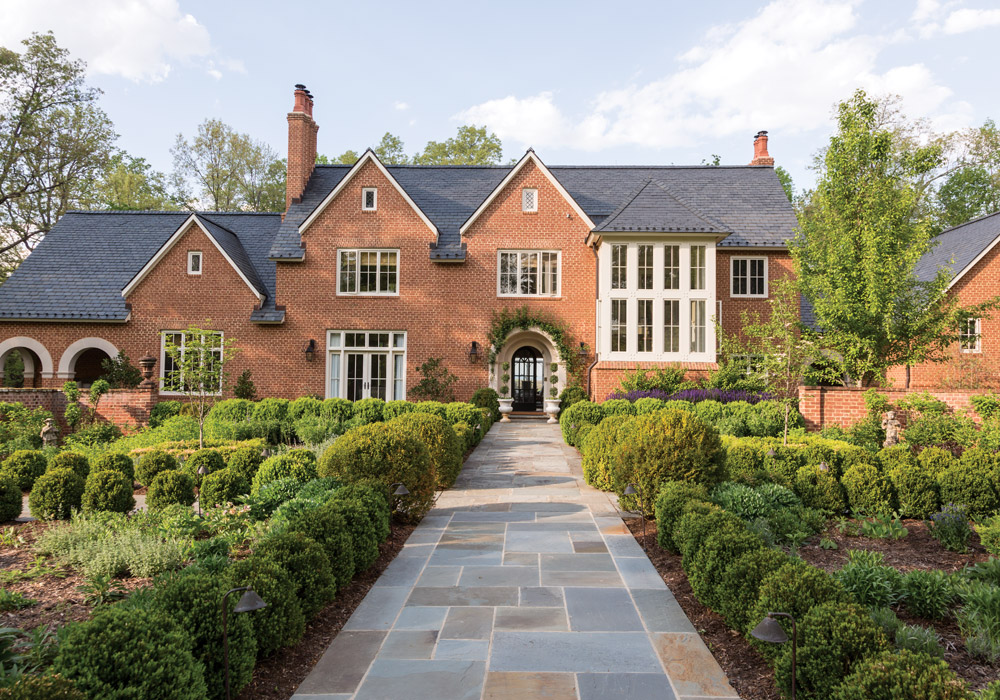 The Homes & Gardens of Charlottesville