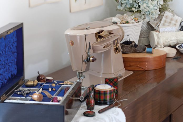Sewing Table Victoria magazine